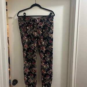Floral corduroy cropped pants